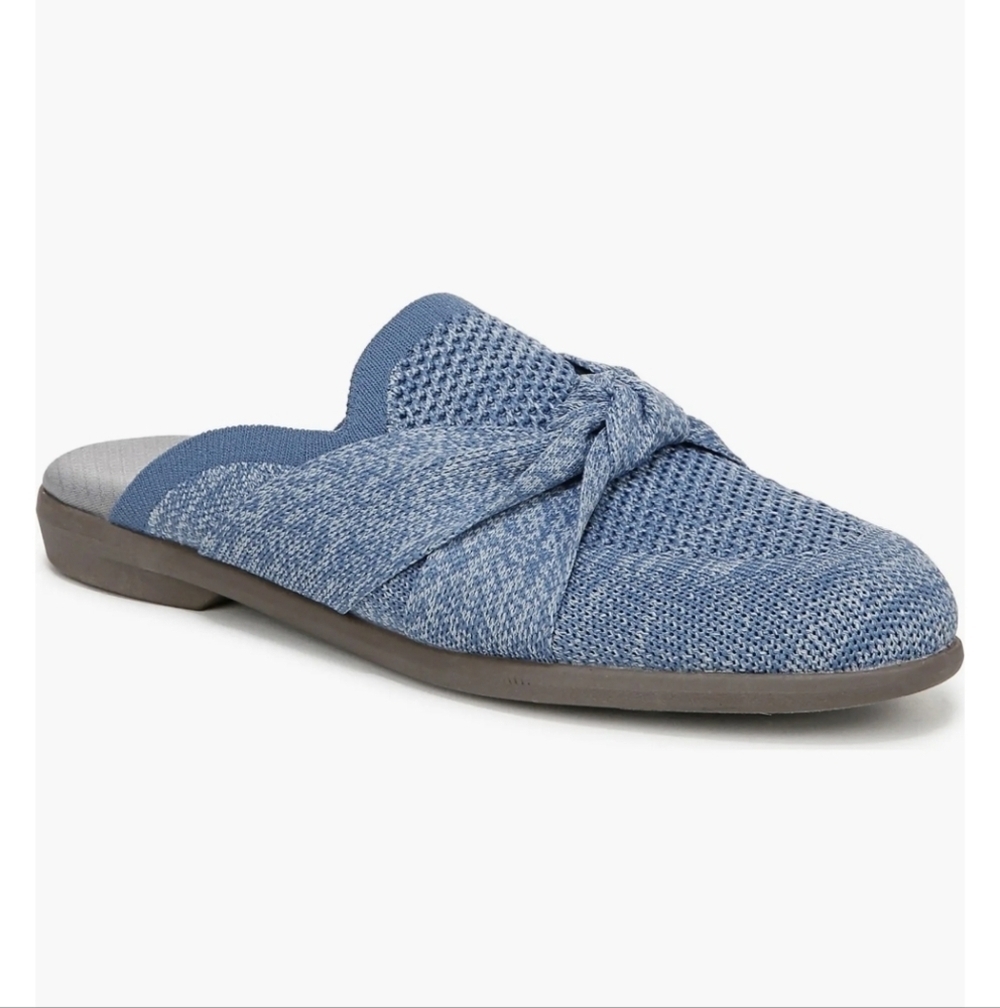 Life Stride X B Zee's Air Step Kissed Mule In Blue Size 9M